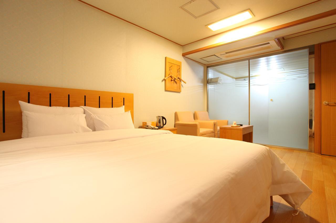Prince Hotel Seul Exterior foto