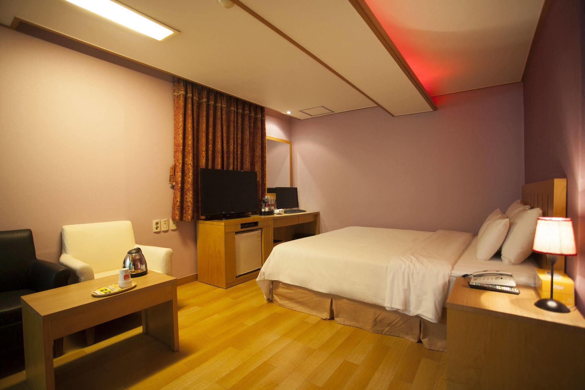 Prince Hotel Seul Exterior foto